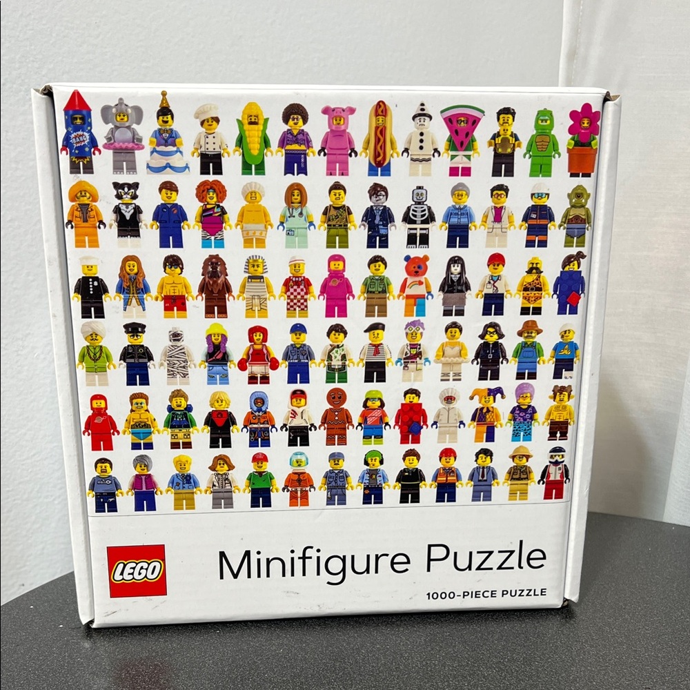 LEGO Minifigure Puzzle - 1000 Pieces
